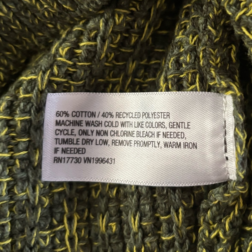 Universal Thread Sweater - Picture 3 of 3